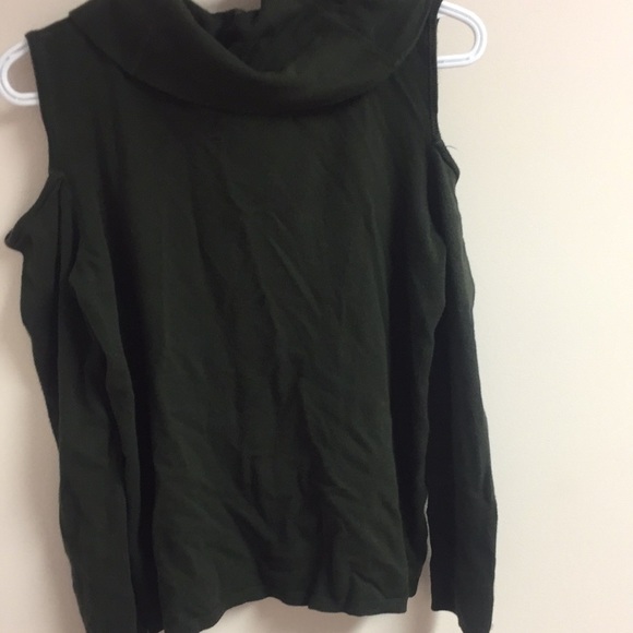 Olive Green Buffalo Size L Off Shoulder Sweater - Picture 3 of 3
